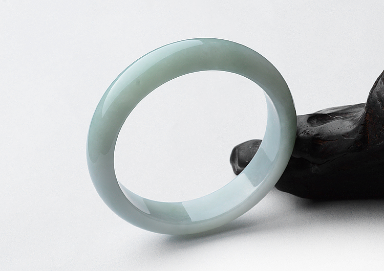 糯冰种晴水手镯（57mm）