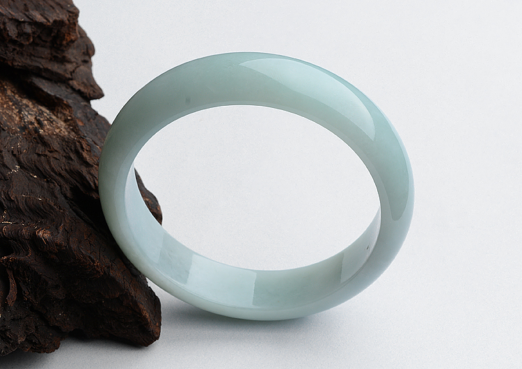 糯冰种晴水手镯（57.6mm）