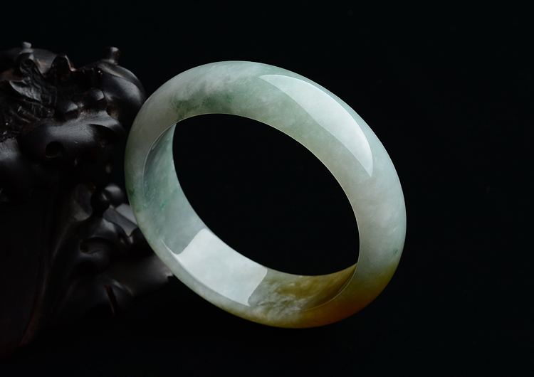 (超值推荐)糯冰种黄翡飘花手镯（59.5mm）
