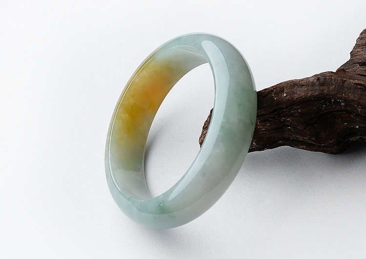(超值推荐)糯冰种黄翡飘花手镯（59.5mm）