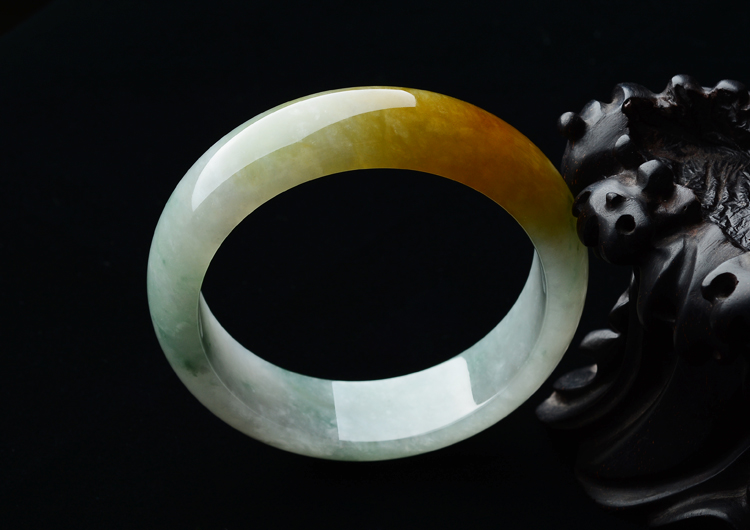 (超值推荐)糯冰种黄翡飘花手镯（59.5mm）