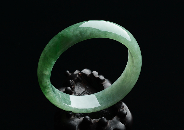糯冰种绿晴水手镯（61.8mm）