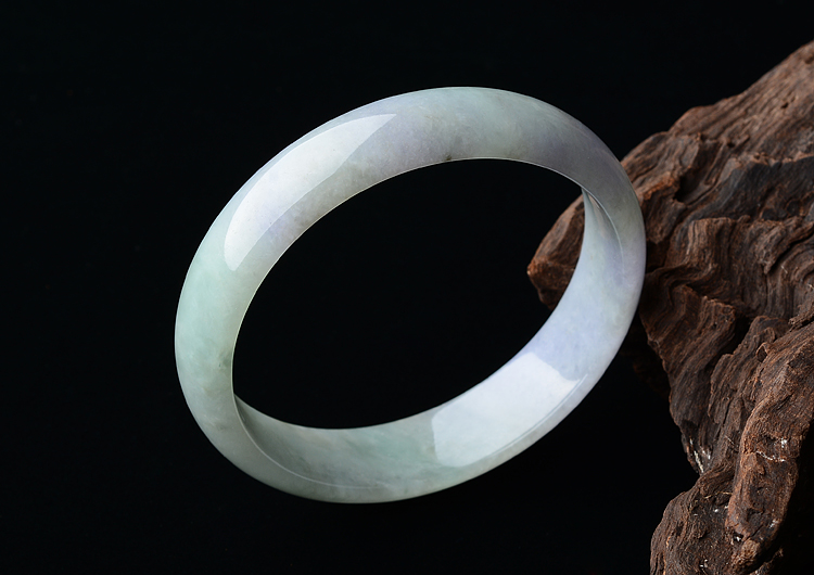 糯冰种春带彩手镯（61.3mm）