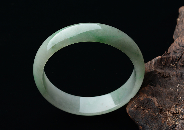 糯冰种飘花手镯（60.3mm）