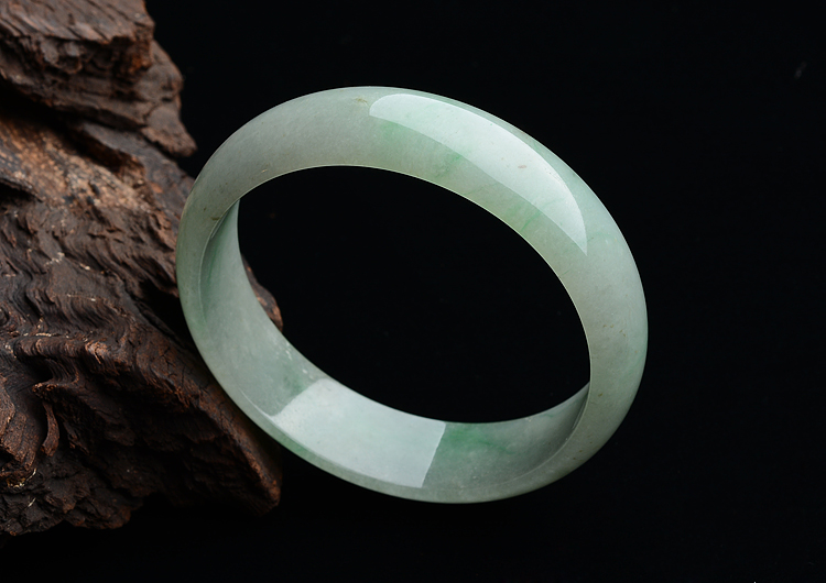 糯冰种飘花手镯（60.3mm）