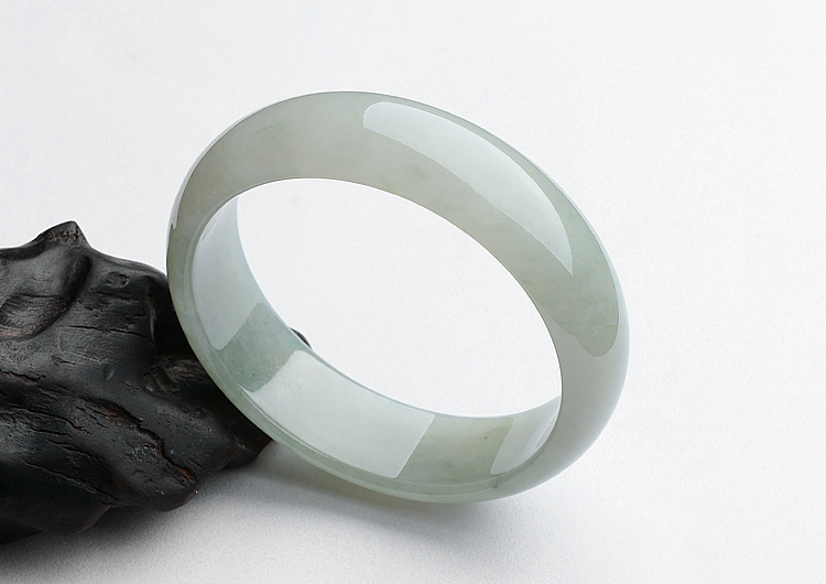 糯冰种晴水手镯（59.5mm）