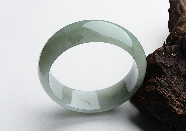 糯冰种晴水手镯（59.3mm）