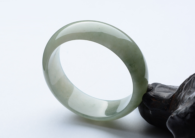 糯冰种晴水手镯（59.3mm）