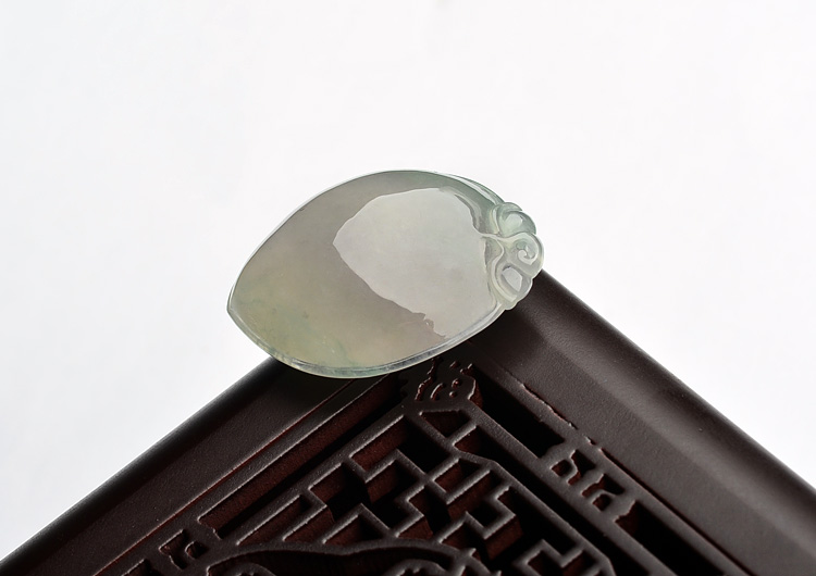 (超值推荐)冰种晴水寿桃挂件