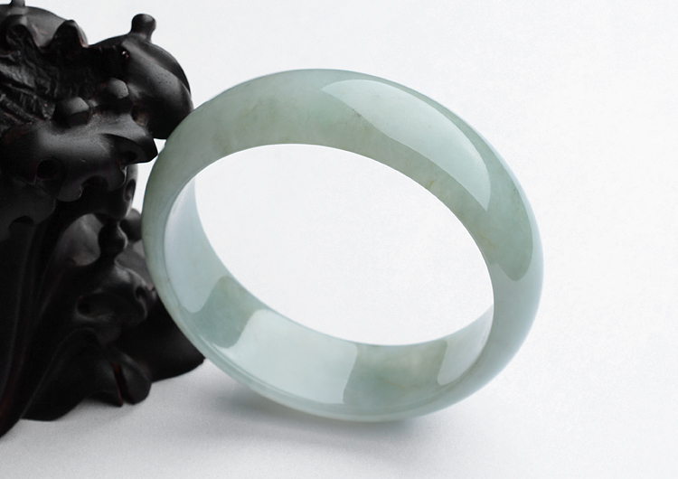 糯冰种晴水手镯（57.4mm）