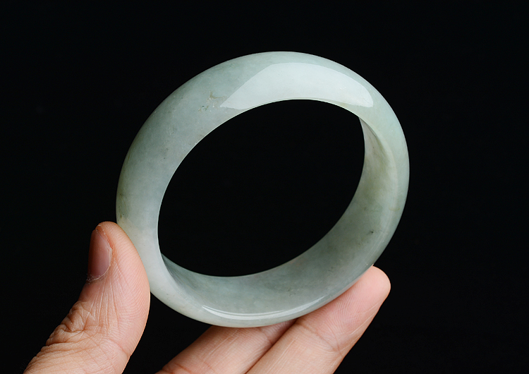 糯冰种晴水手镯（57.4mm）