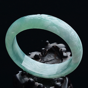 糯冰种晴水飘花雕花手镯（58mm）