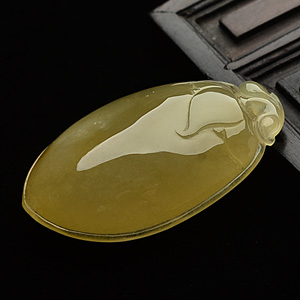 (成本清仓)冰种黄翡寿桃挂件