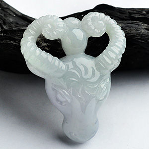 (超值推荐)糯冰种淡晴水羊头挂件