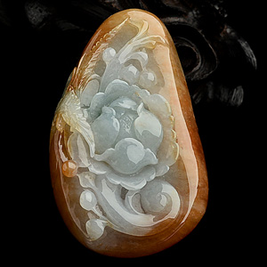 糯冰种红黄翡凤戏牡丹挂件