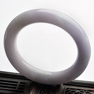 糯冰种淡紫罗兰圆条手镯(59.2mm)