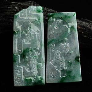 (超值推荐)冰种飘翠仿古龙凤牌挂件(一对)