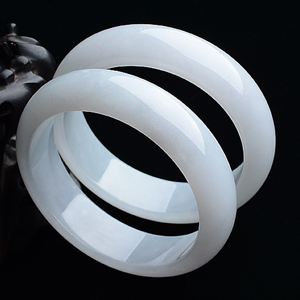 (超值推荐)糯冰种白色手镯（60mm/60mm）(一对)