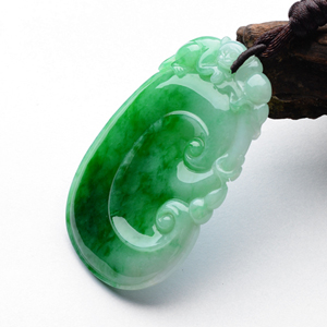 (超值推荐)糯冰种翠色如意挂件