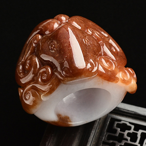 糯冰种褐红翡样样如意板指