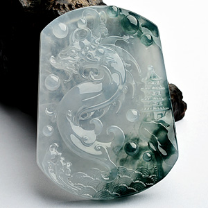 (超值推荐)冰种飘花龙牌挂件