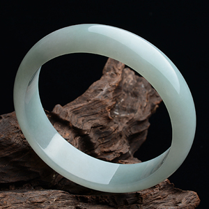 糯冰种晴水手镯（57.6mm）
