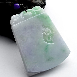 (超值推荐)糯冰种春带彩平安无事牌挂件