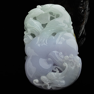 糯冰种淡三彩如意寿挂件