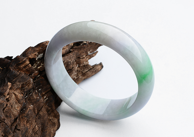 糯冰种春带彩手镯（59mm）