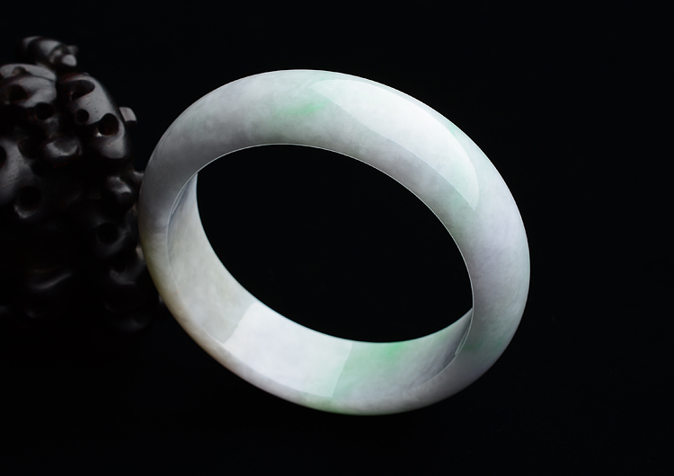 糯冰种春带彩手镯（59mm）