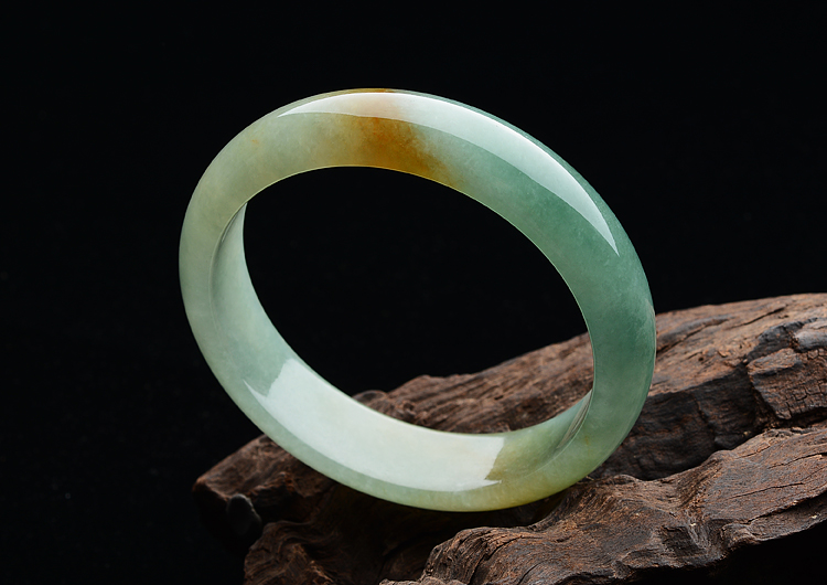 (超值推荐)糯冰种黄翡飘花手镯（58.8mm）