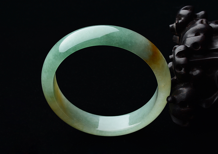 (超值推荐)糯冰种黄翡飘花手镯（58.8mm）