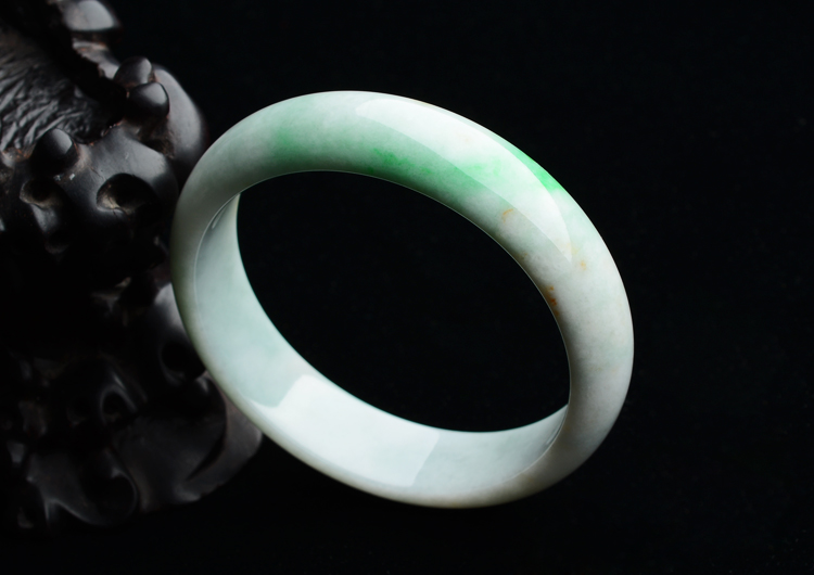 糯冰种飘翠手镯（59.4mm）