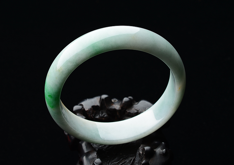 糯冰种飘翠手镯（59.4mm）