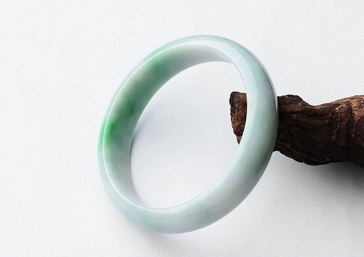 糯冰种飘翠手镯（59.4mm）