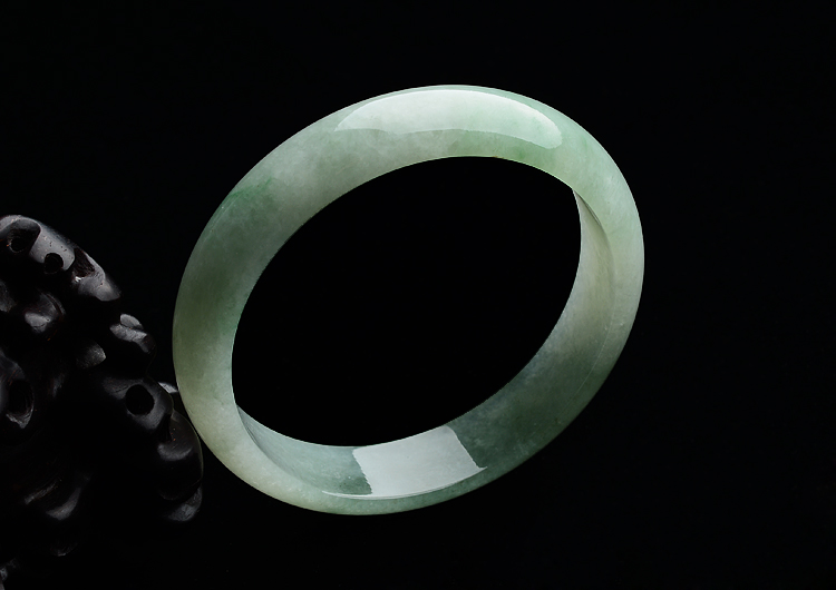 糯冰种飘花手镯（58.3mm）