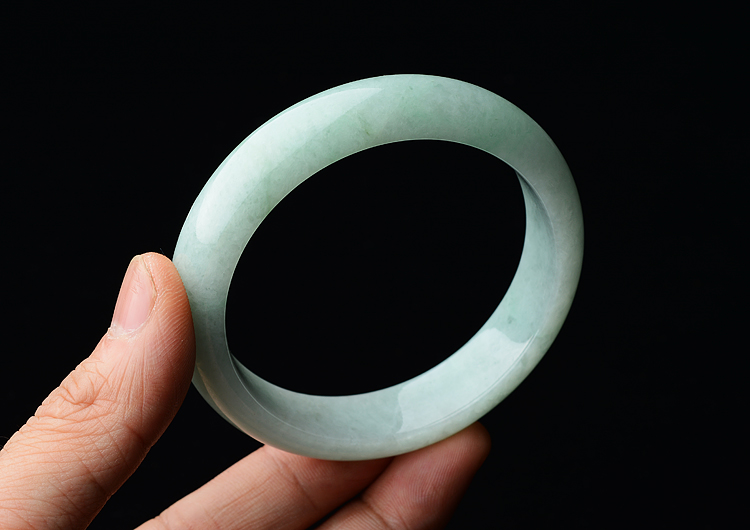 糯冰种晴水手镯（57.2mm）