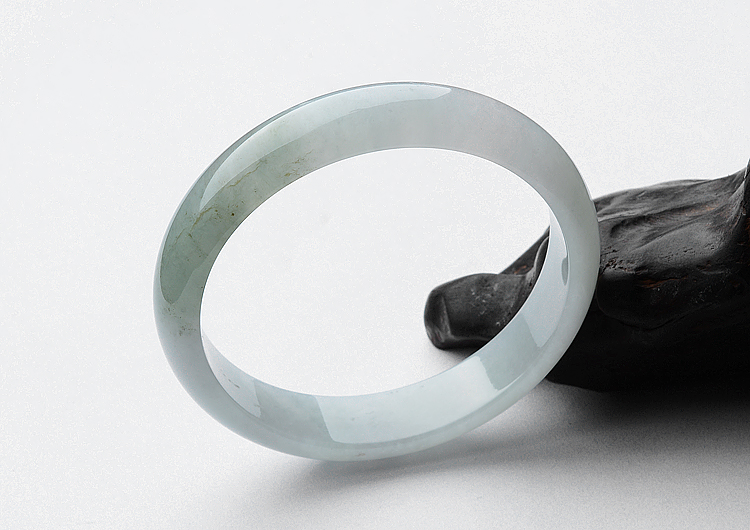 糯冰种飘花手镯（58.4mm）