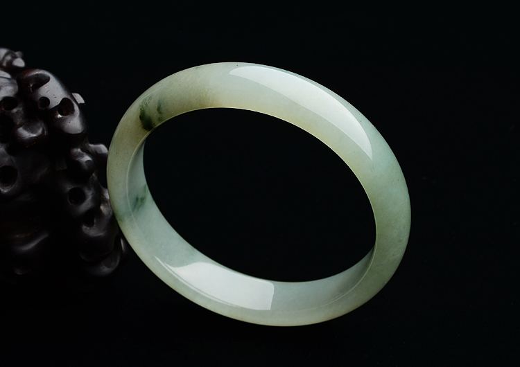 糯冰种晴水飘花手镯（57.2mm）