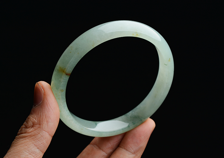 冰种晴水略飘黄翡手镯（60.5mm）