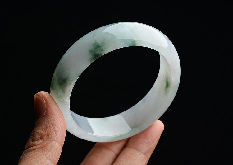 糯冰种飘花手镯（58.2mm）