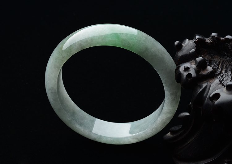 糯冰种晴水豆色手镯（60mm）