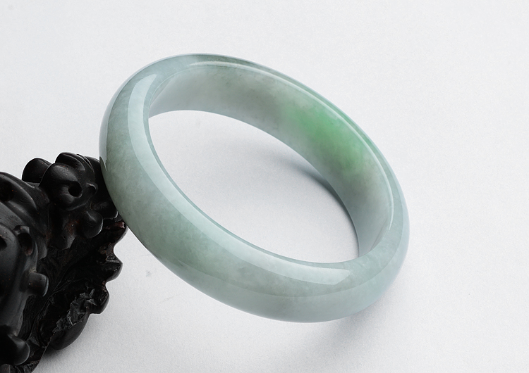 糯冰种晴水豆色手镯（60mm）