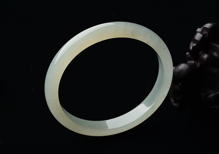 (超值推荐)冰种晴水手镯（53mm）