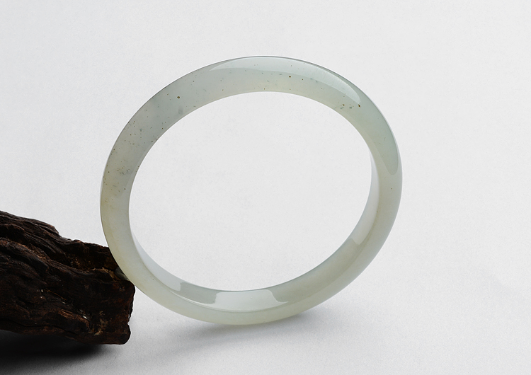 (超值推荐)冰种晴水手镯（53mm）