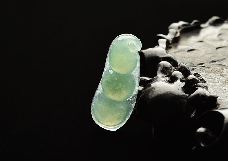 (超值推荐)冰种晴水四季豆挂件