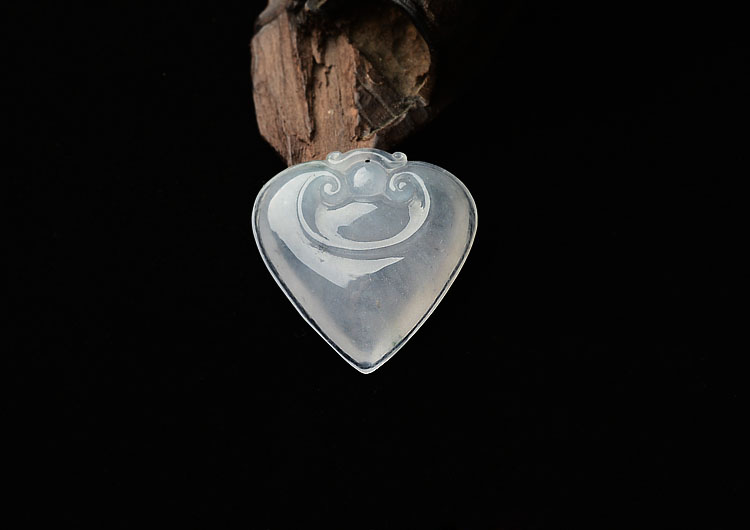 (成本清仓)冰种晴水略飘花如意挂件