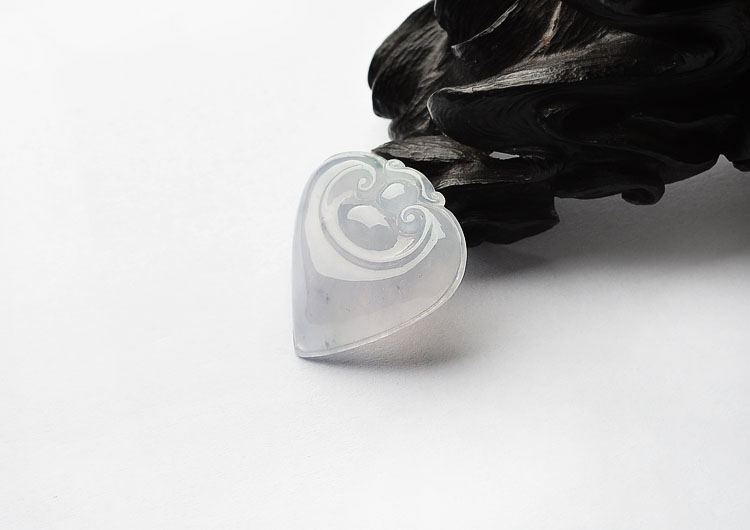 (成本清仓)冰种晴水略飘花如意挂件