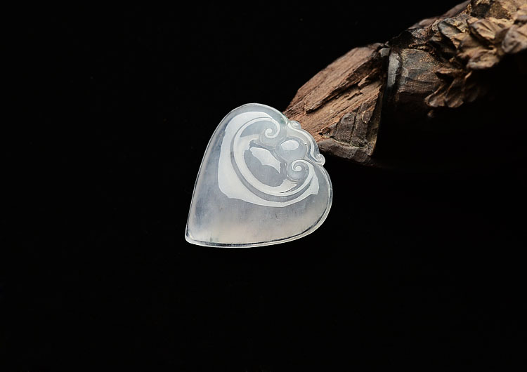 (成本清仓)冰种晴水略飘花如意挂件