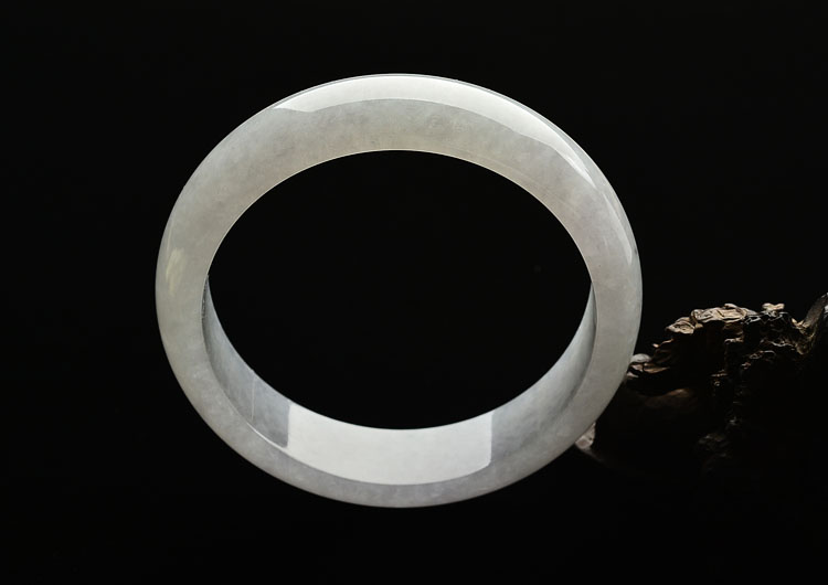 (超值推荐)糯冰种晴水手镯(65.4mm)